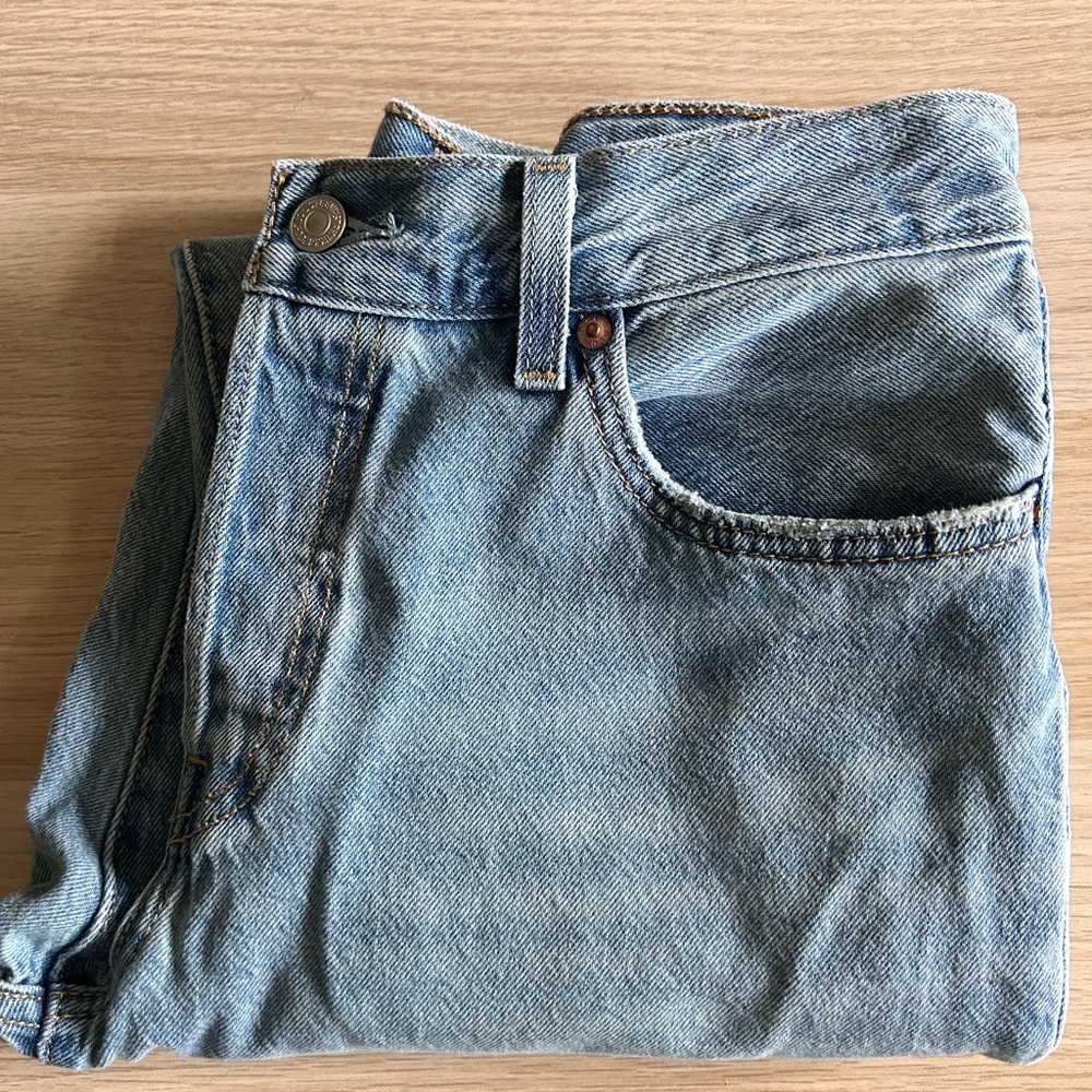 Levi’s 501 90’s Lightweight Jeans